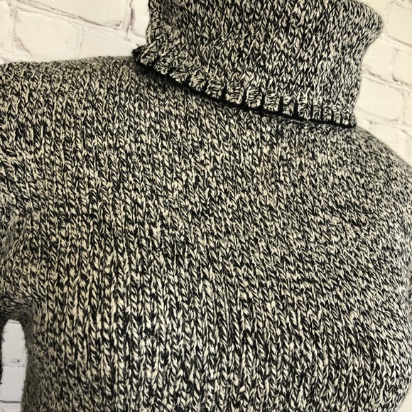 Moda International Turtleneck Sweater - Picture 6 of 8